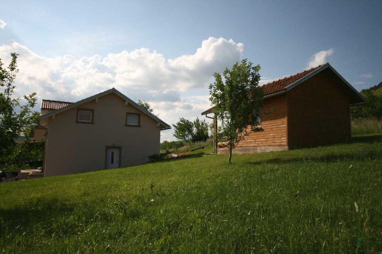Holiday House Leona Otočac Exteriér fotografie